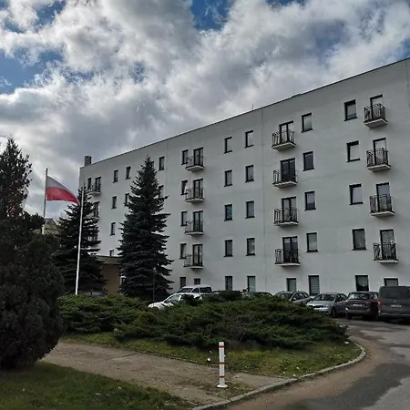 Work Host Poznan Hotel *